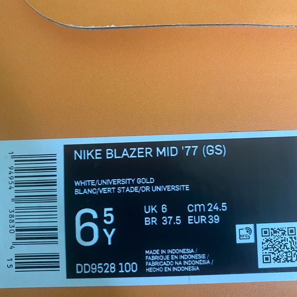 Brand new Nike Blazer Mid 77- Raygun size: 6.5Y - Picture 5 of 5